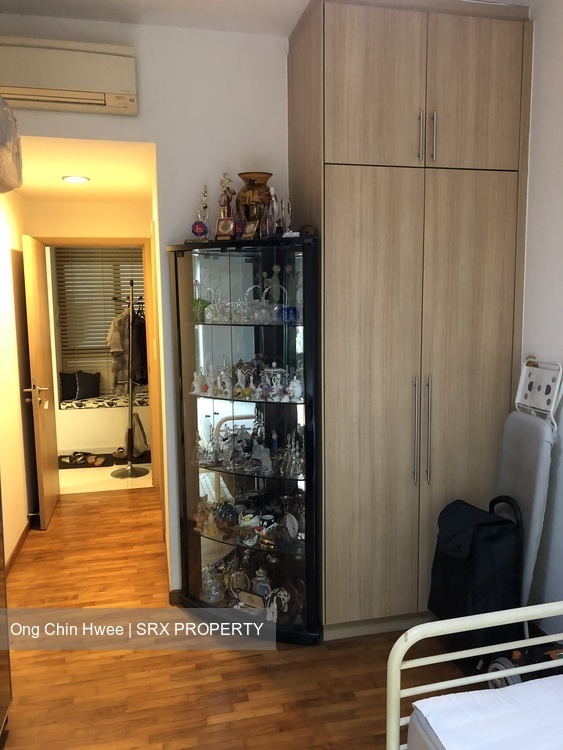 Varsity Park Condominium (D5), Condominium #180230682